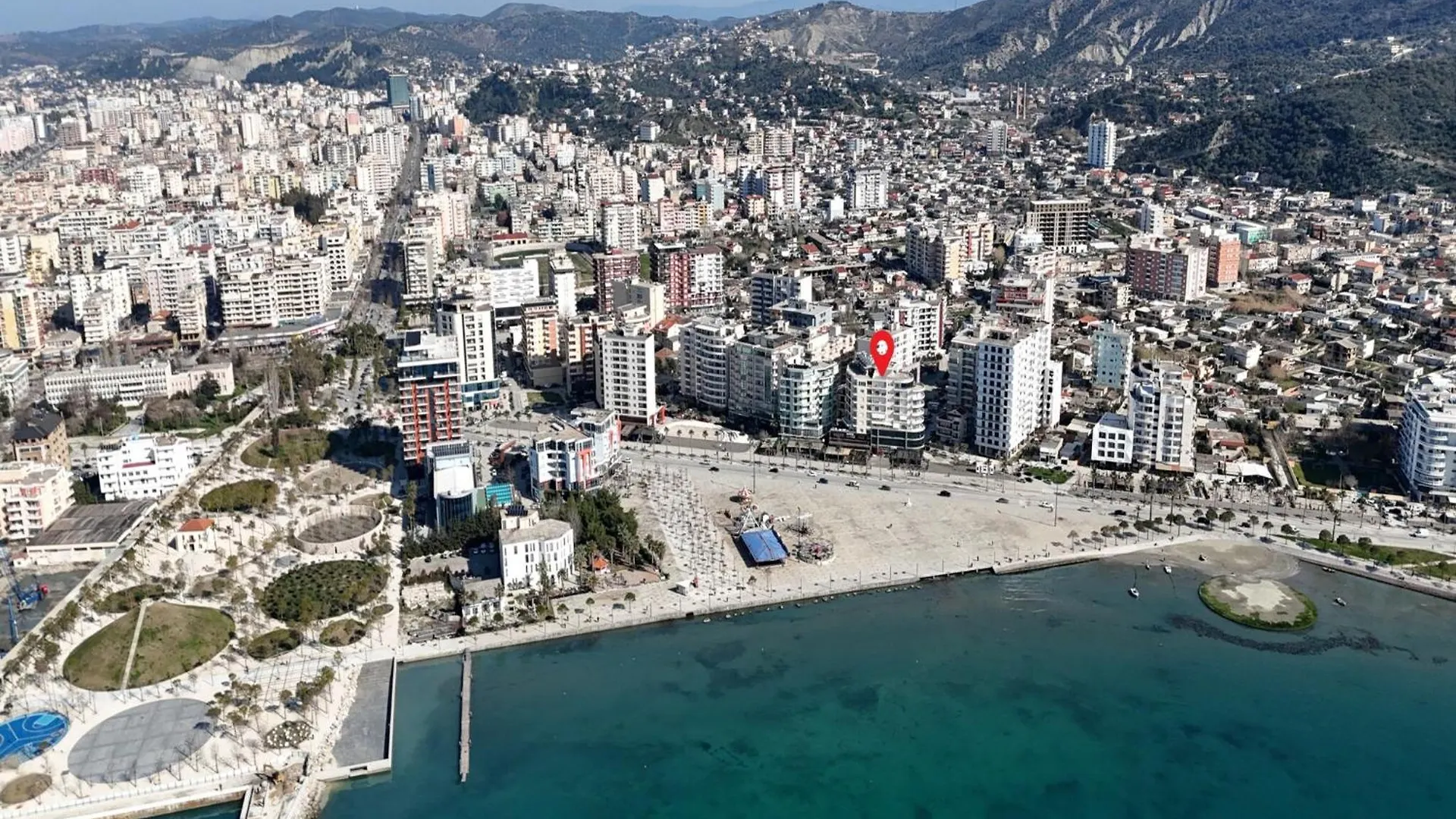 Pretty Apartment Near Uji Ftohte Beach Vlorë Albania